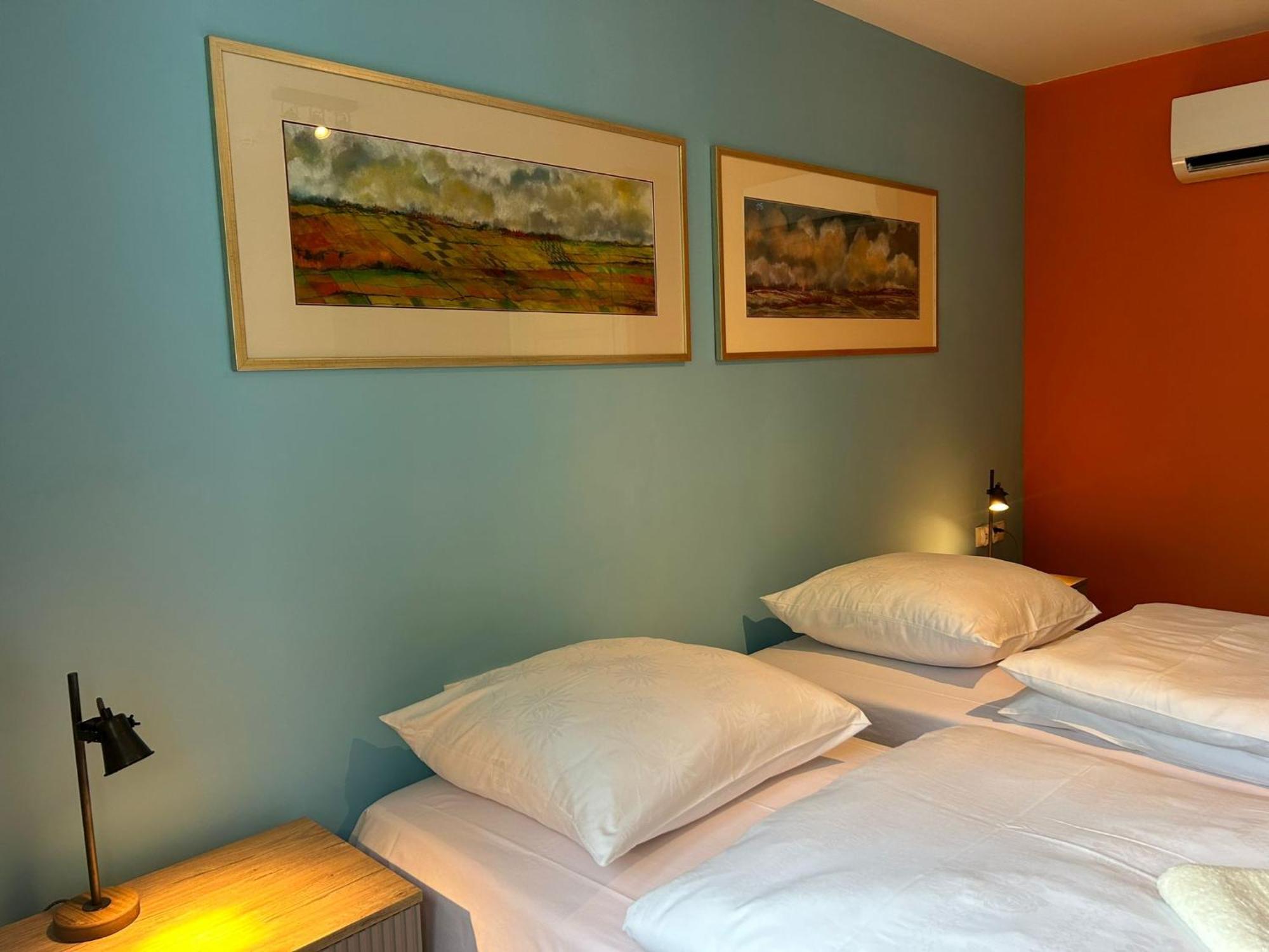 Cybulskiego Guest Pensjonat 3*
